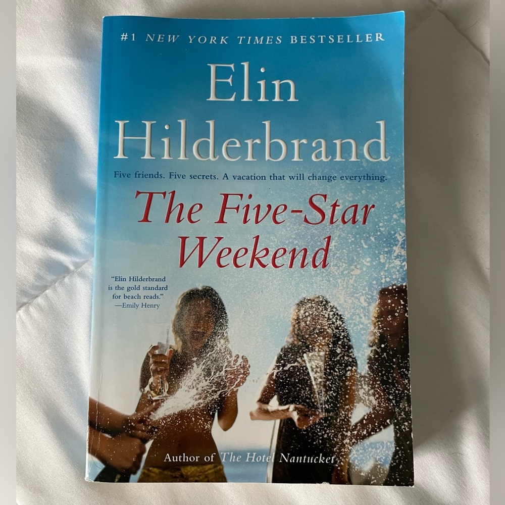 The Five-Star Weekend Book by Elin Hilderbrand
